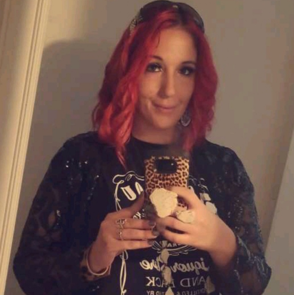 Meet your Posher, Ashley